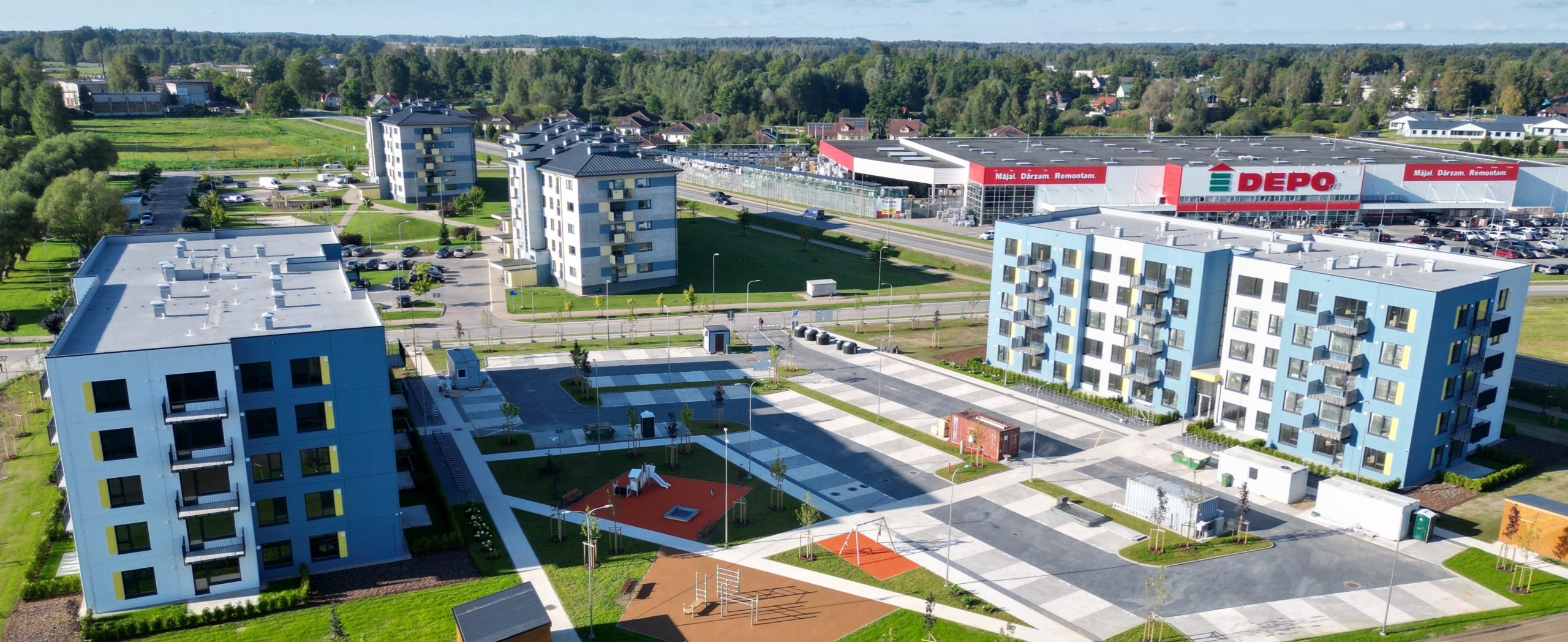 īres nami: Ķieģeļu iela 11 un 13